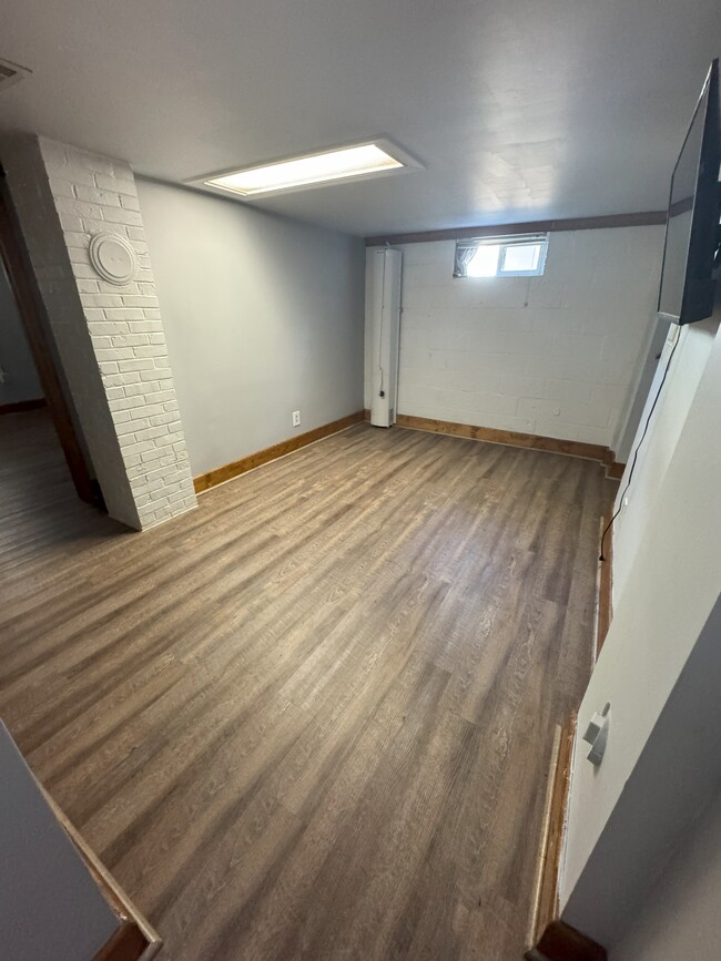 Basement Living - 159 Belle Ville Ln