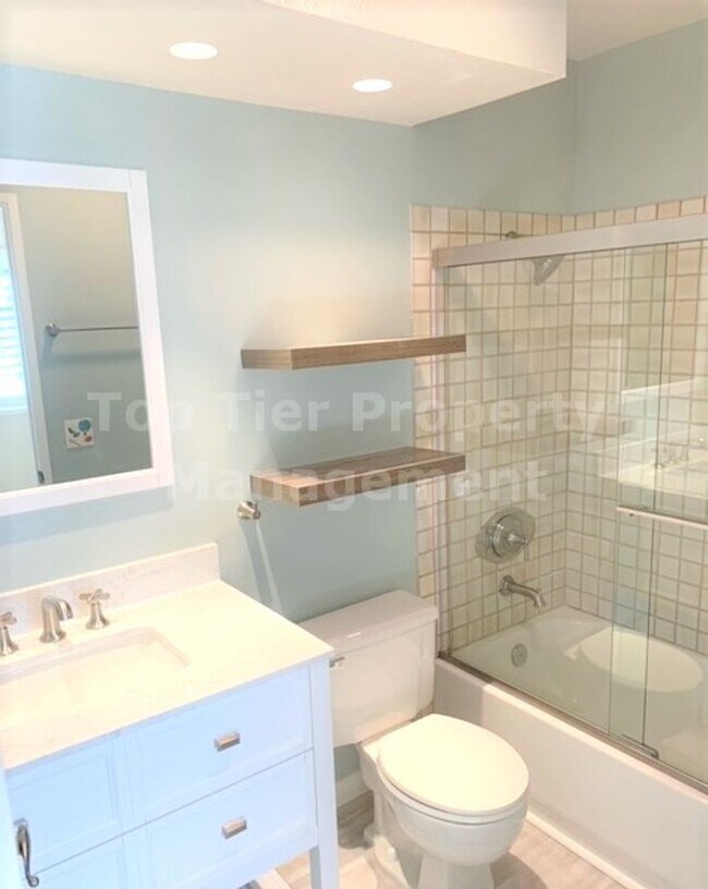 Building Photo - ***Charming 2 bed / 2 bath Townhome in Coastal Carlsbad - Available 04/15***