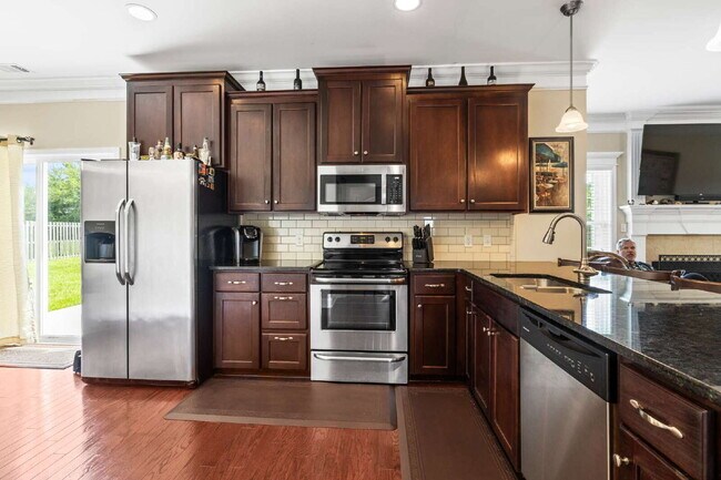 Building Photo - Spacious 5-Bedroom Home for Rent in Rincon!