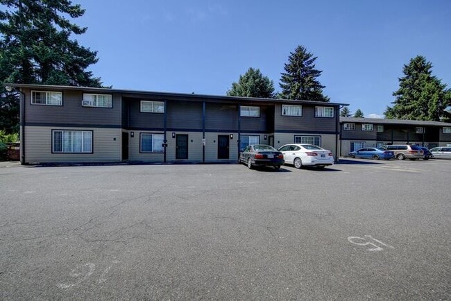Building Photo - 2 bedroom unit available!! Pets OK!