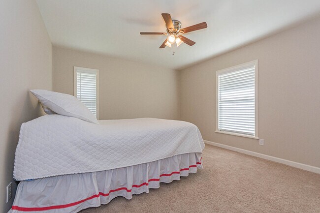 Building Photo - 2225 Silver Sands Ct