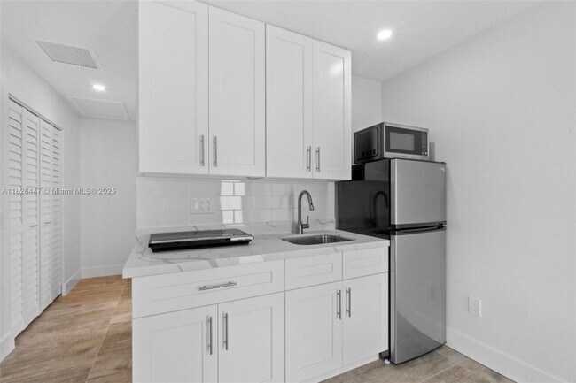 Building Photo - 15862 SW 286th St