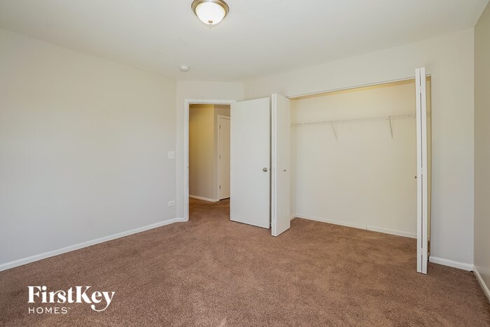 Building Photo - 3833 Pathfinder Ct