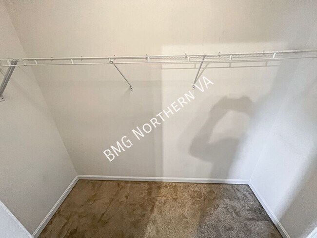 Building Photo - 9535 Center St