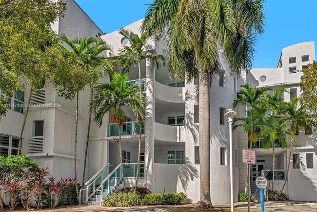 Building Photo - 7914 Harbor Island Dr