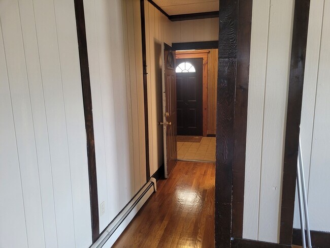 Building Photo - 28 Courtland St