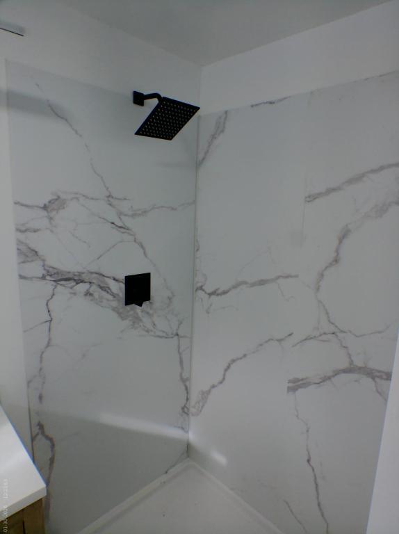 Building Photo - 5302 N Spruce Ave