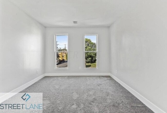 Building Photo - Charming 2 Bedroom in Columbus!