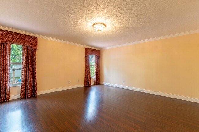Building Photo - 2853 SE Melaleuca Blvd