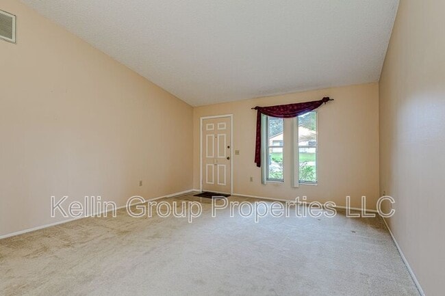 Building Photo - 5111 Cimarron Dr
