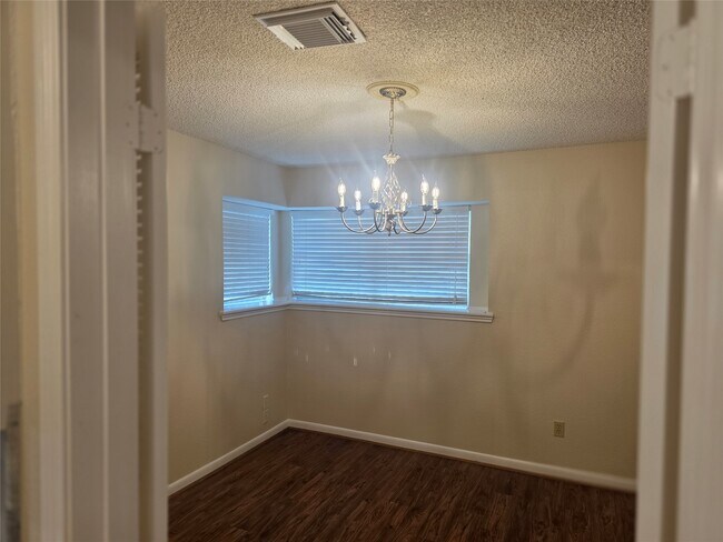 Building Photo - 12703 Pleasant Grove Rd