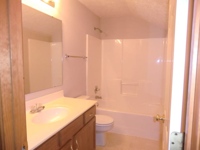 Building Photo - 1751 N Keebler Ave