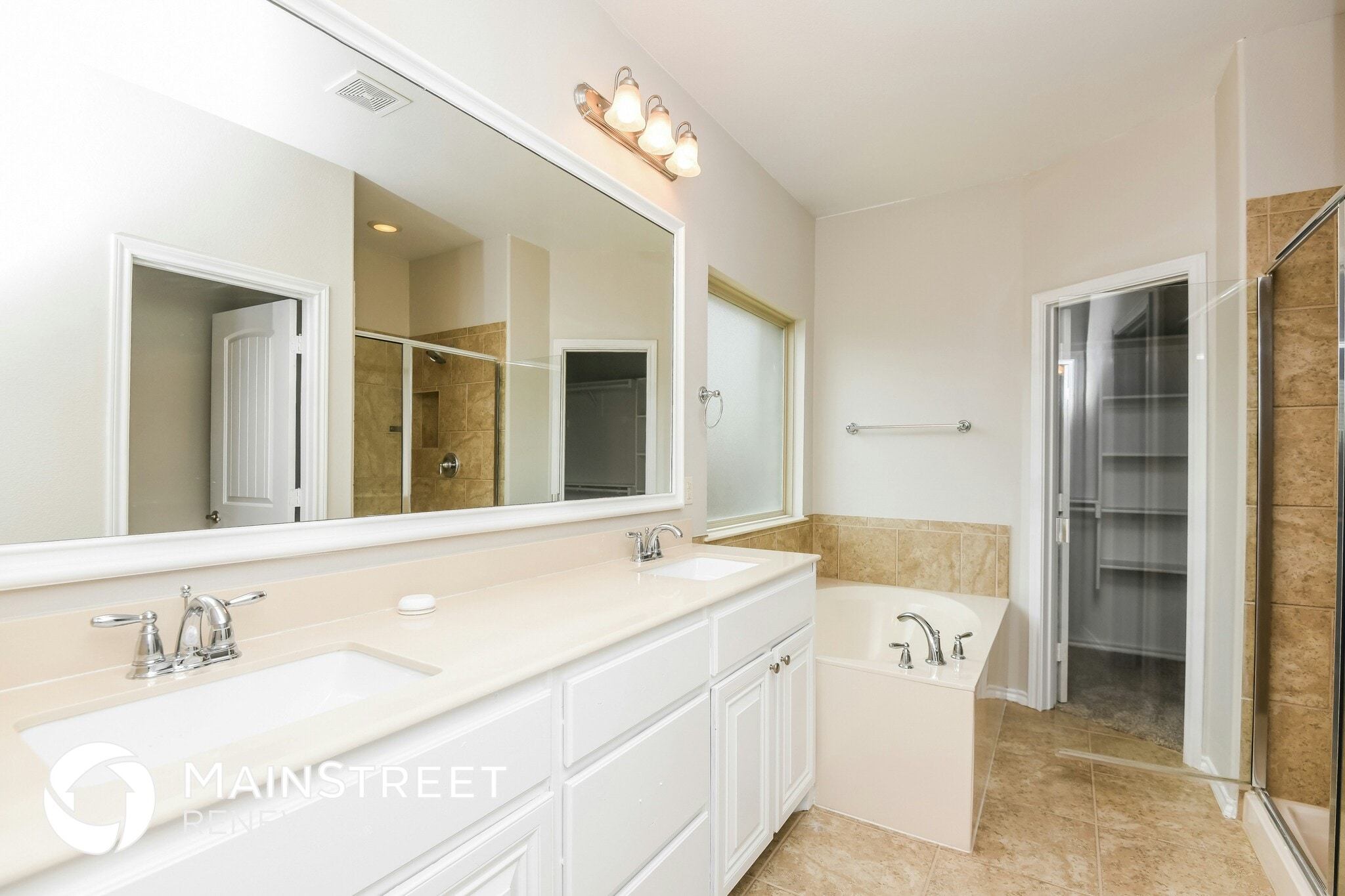 Building Photo - 2921 Cedar Ridge Ln