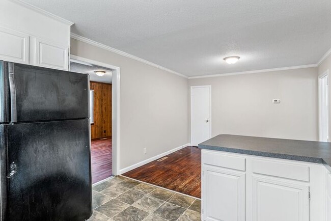 Building Photo - Home off Freeman Mill, Living Room Plus De...
