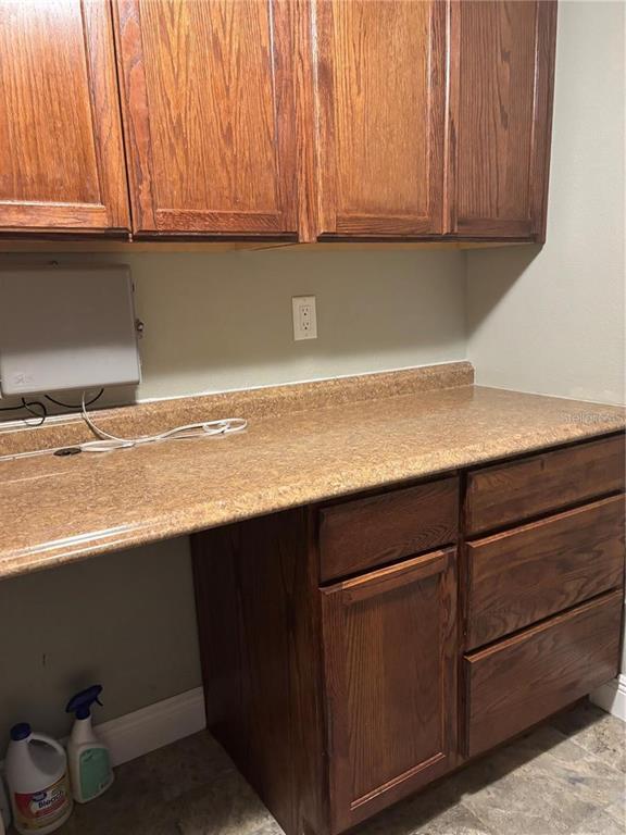 Building Photo - 1400 Pine Glen Ln