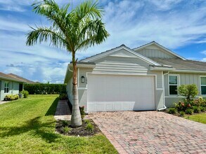 Building Photo - 1079 Enbrook Lp