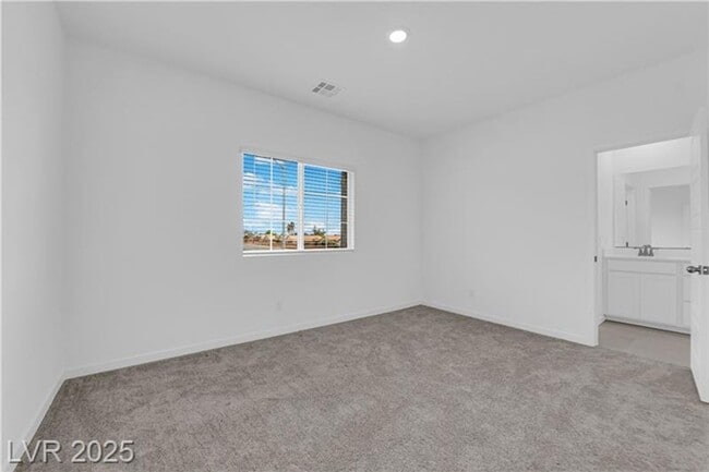 Building Photo - New Construction! Immaculate, 4 bed, 3 bat...