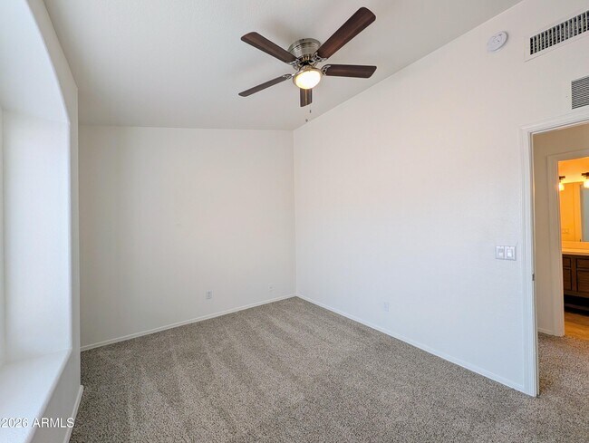 Building Photo - 1836 E Aspen Way