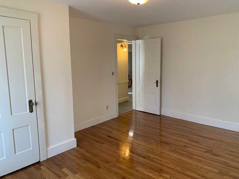 Building Photo - 22 Rantoul St