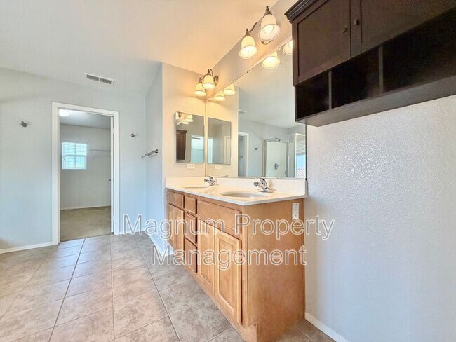 Building Photo - 36367 Sicily Ln