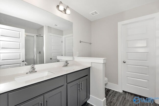 Building Photo - 381 McCollum Rd