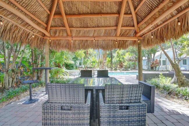 Building Photo - 1115 SW 4th St