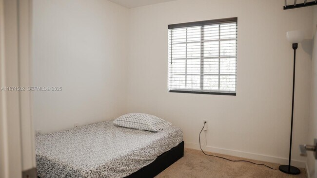 Building Photo - 1202 NW 208th Terrace