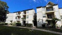 Building Photo - 1972 Lake Atriums Cir