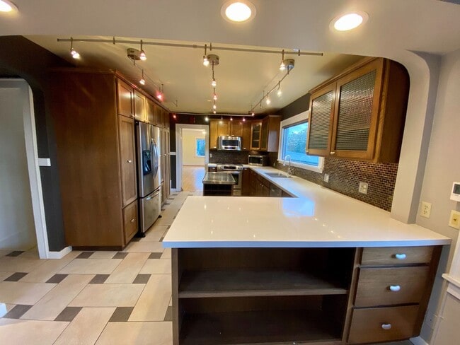 Building Photo - Seattle Home - Phinney Ridge
