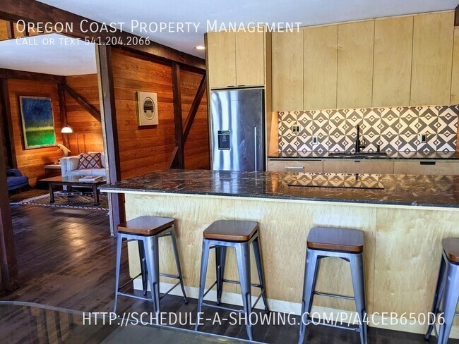Building Photo - Fully furnished 3 bedroom beach condo