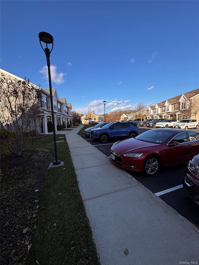 Building Photo - 127 Weatherby Ln