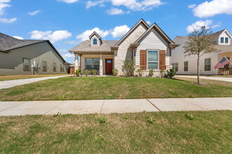 Building Photo - 3-Bed Oasis on Reverie Rd with Spacious 1612 Sq Ft Layout - Perfect for Your Family!