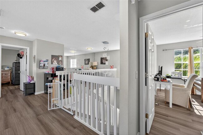 Building Photo - 1202 Cumbrian Lakes Ct