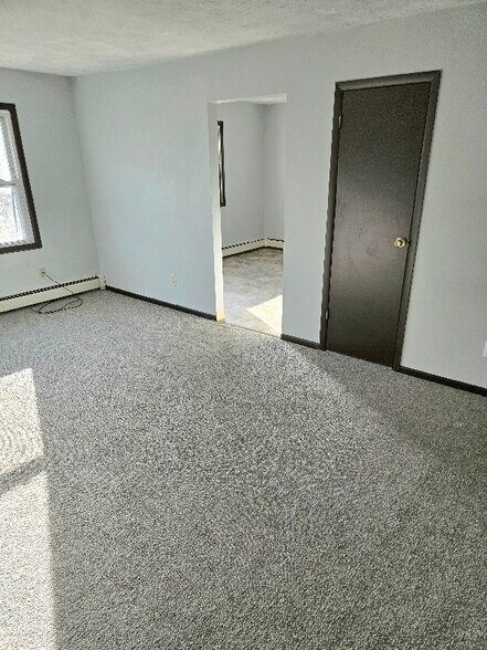 Building Photo - 270 Washington Blvd