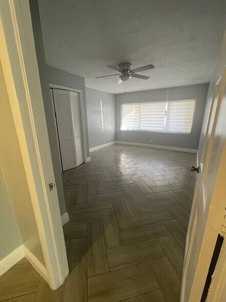 Building Photo - 1760 Tee Dee Ln