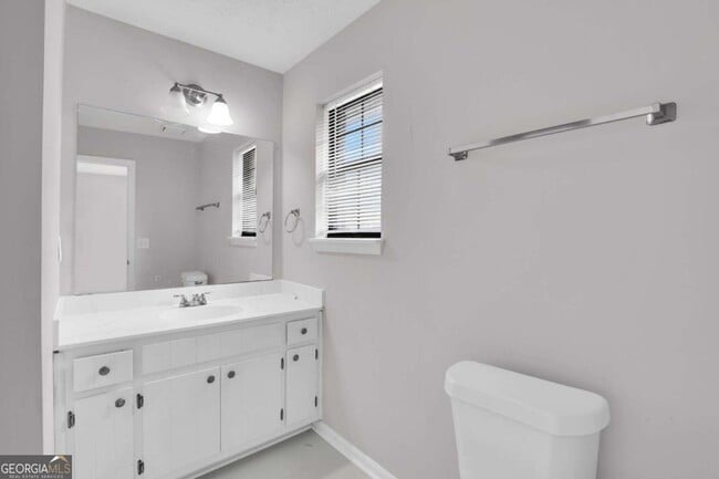 Building Photo - 3033 Parkside Ct