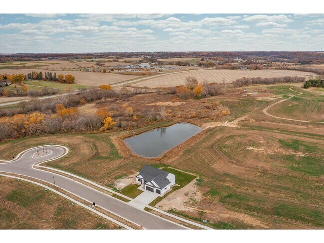 Building Photo - 301 Somerby Pkwy NE