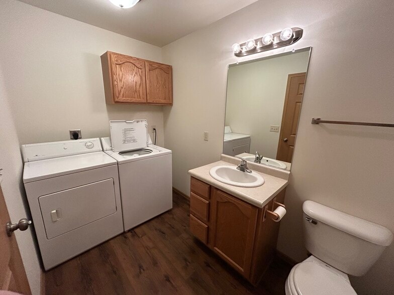 Building Photo - 4724 Southridge Ct