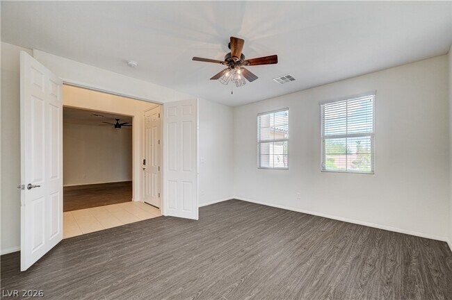 Building Photo - 6637 Cliff Shore Ct