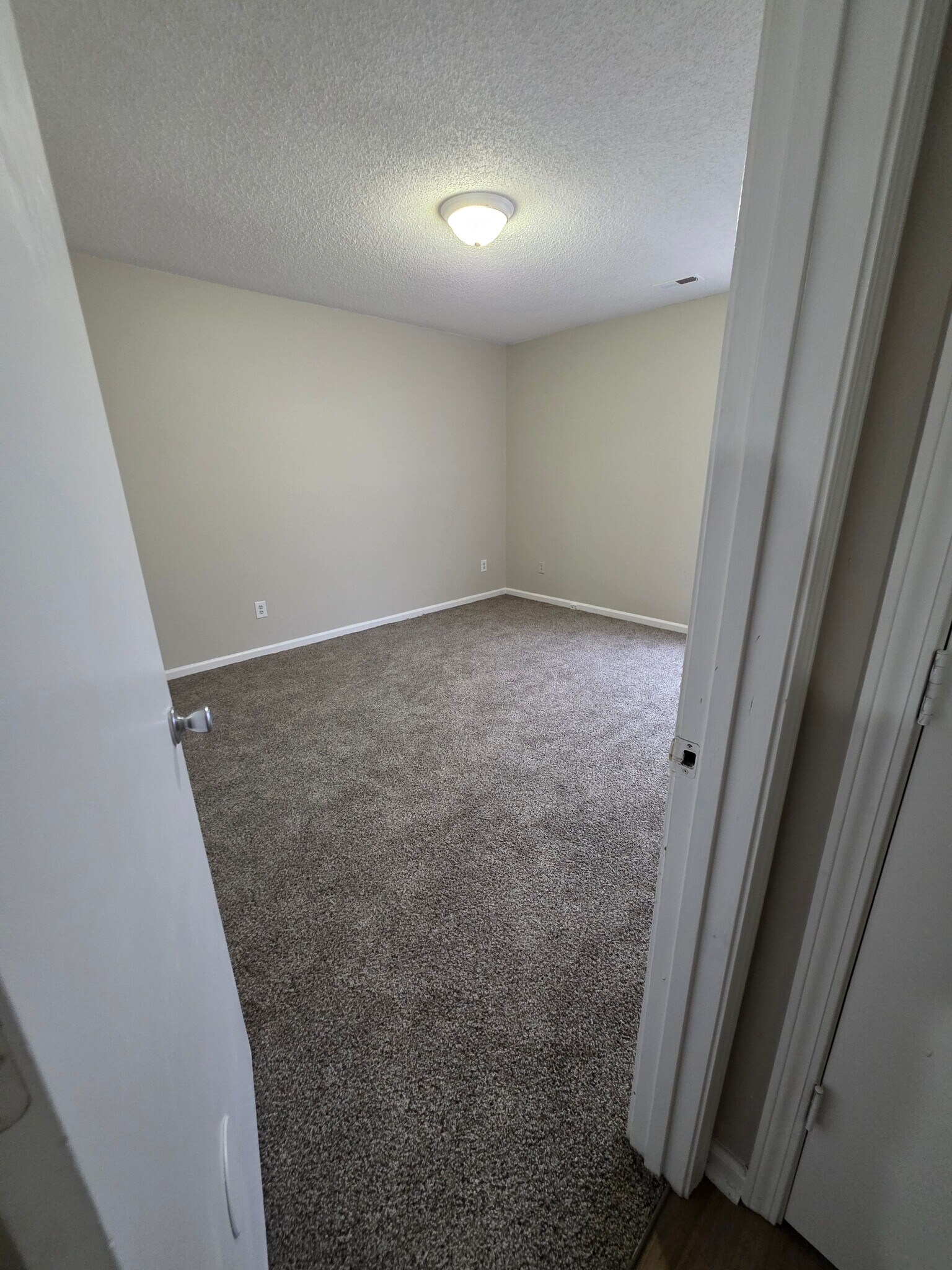 Building Photo - 1209 Harmony St