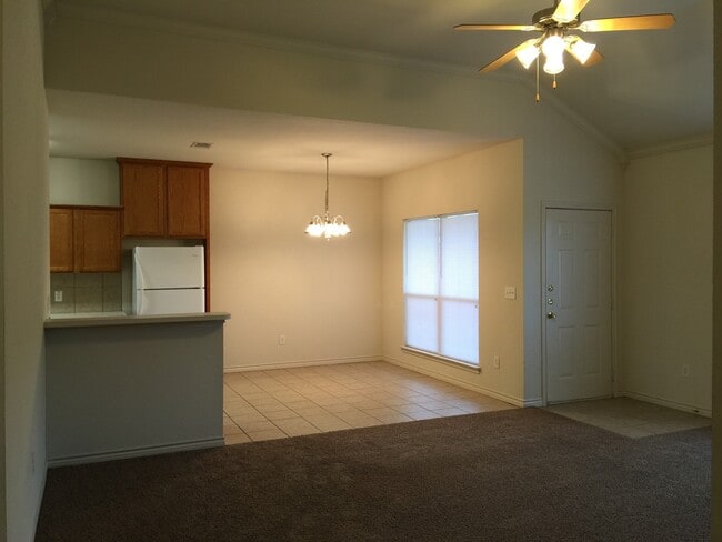 Building Photo - 3129 Buckskin Ln