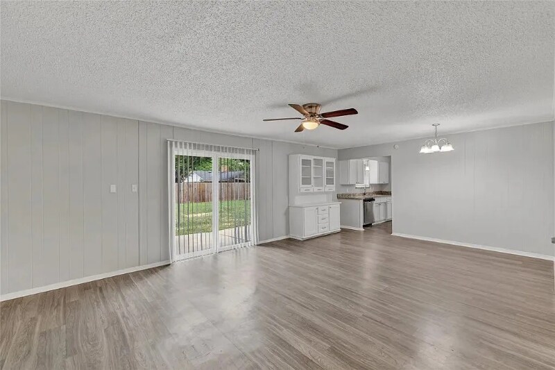 Building Photo - 205 San Jacinto Ct