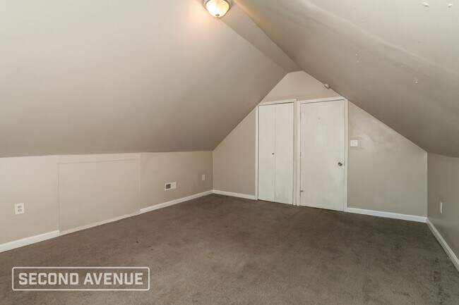 Building Photo - 1181 Morado Dr