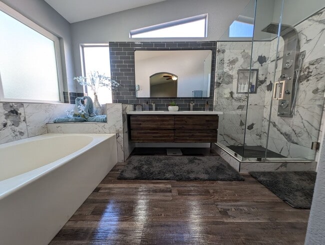 Building Photo - 7435 Falcon Rock Dr