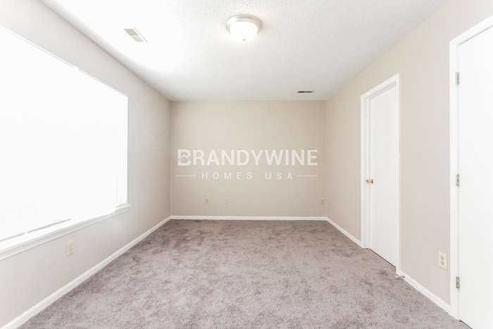 Building Photo - 18057 Sanibel Cir