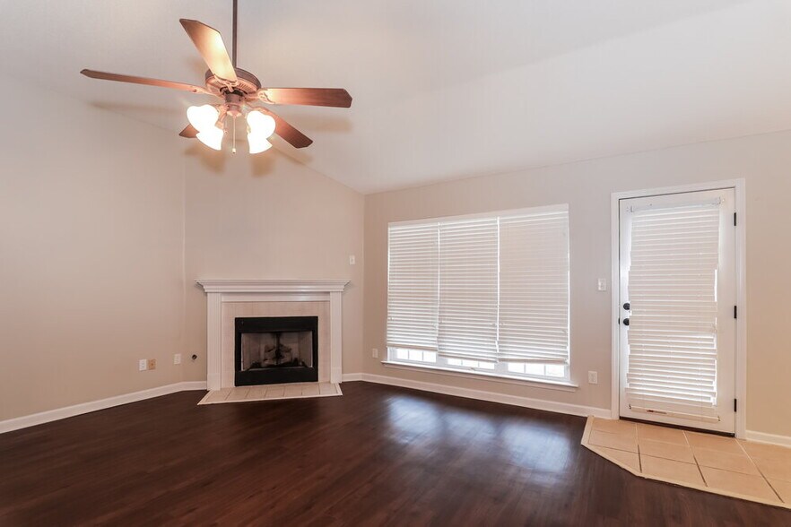 Building Photo - 5467 Milton Ridge Dr