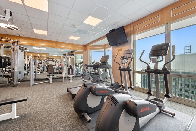 Building Photo - 195 N Harbor Dr