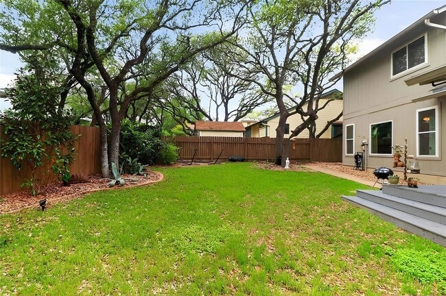 Building Photo - 1607 Gracy Farms Ln