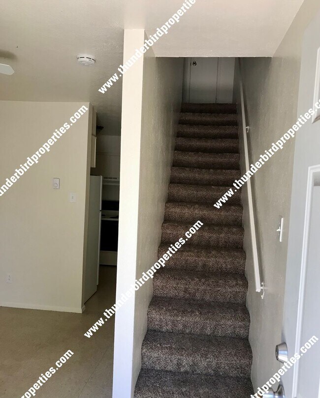 Building Photo - 187 Monte Largo Dr NE