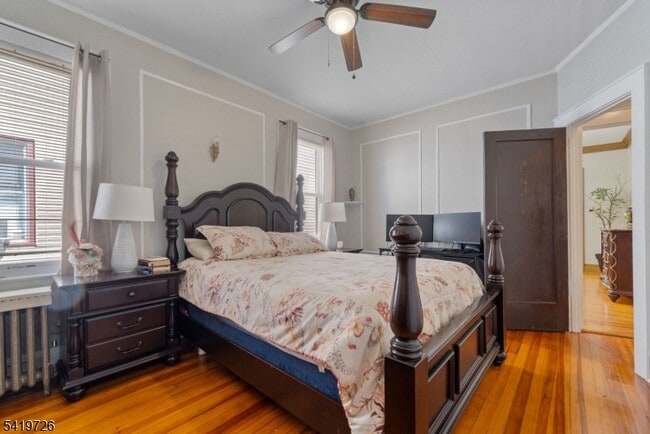 Building Photo - 144 Bellevue St